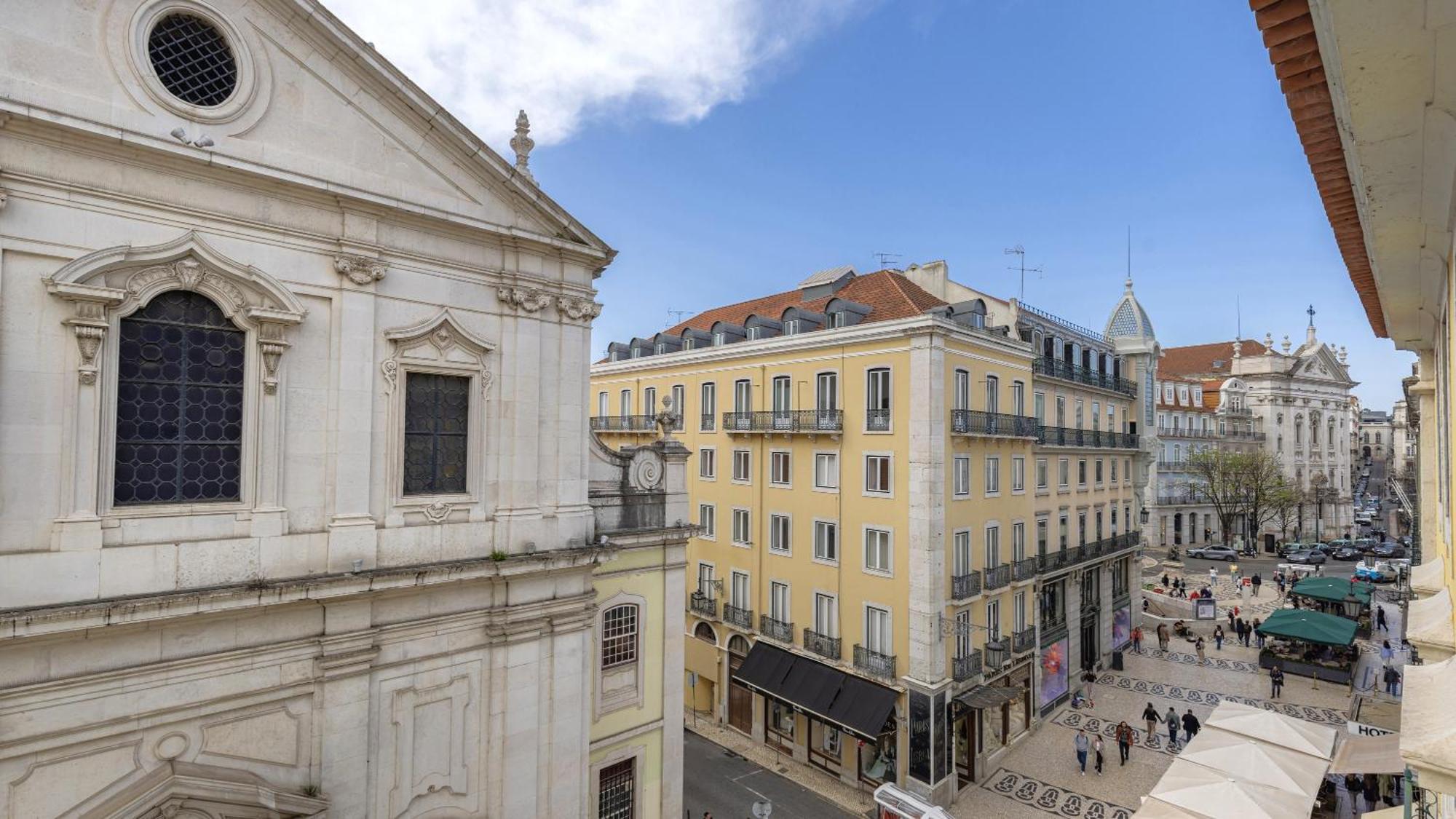 Lovelystay - Chiado 3Bedroom Wonder Lisbona Esterno foto