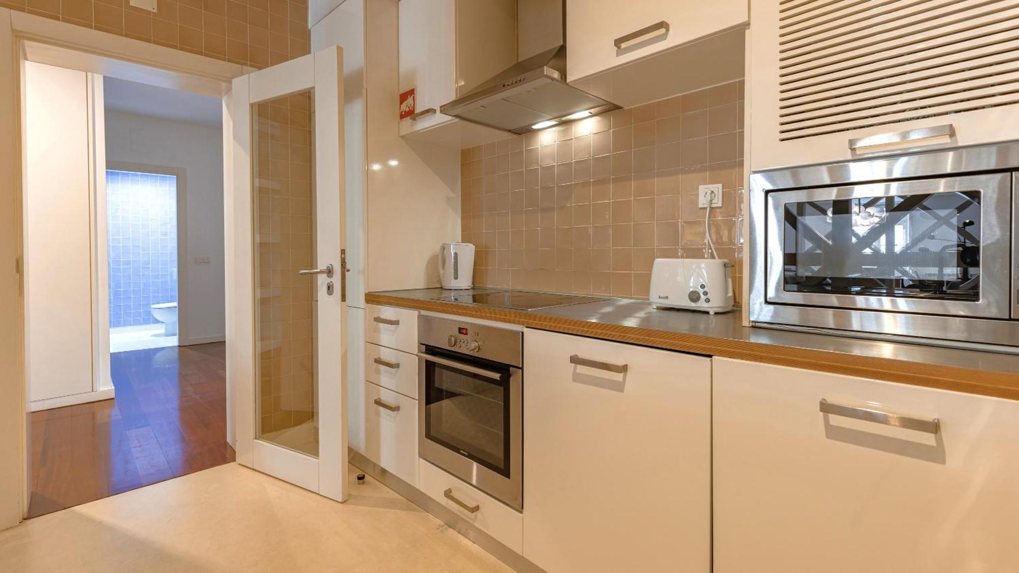 Lovelystay - Chiado 3Bedroom Wonder Lisbona Esterno foto