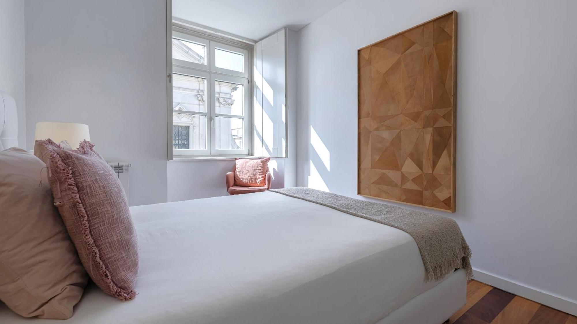 Lovelystay - Chiado 3Bedroom Wonder Lisbona Esterno foto