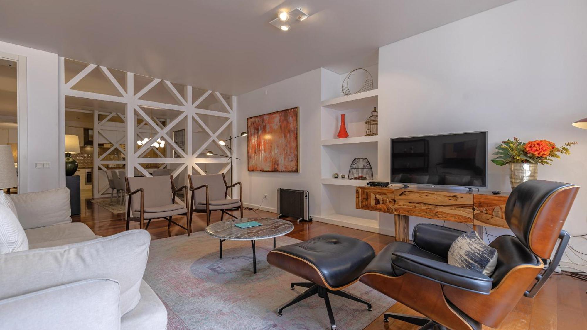 Lovelystay - Chiado 3Bedroom Wonder Lisbona Esterno foto