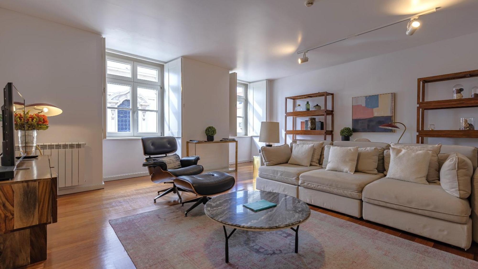 Lovelystay - Chiado 3Bedroom Wonder Lisbona Esterno foto